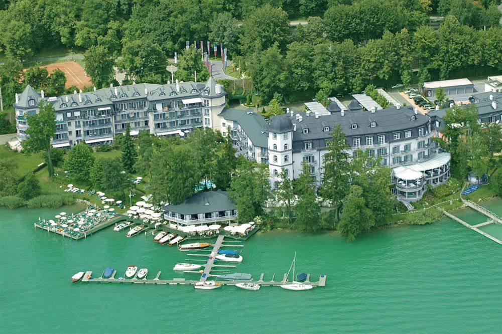 Hotel Schloss Seefels Portschach am Woerthersee Exterior photo