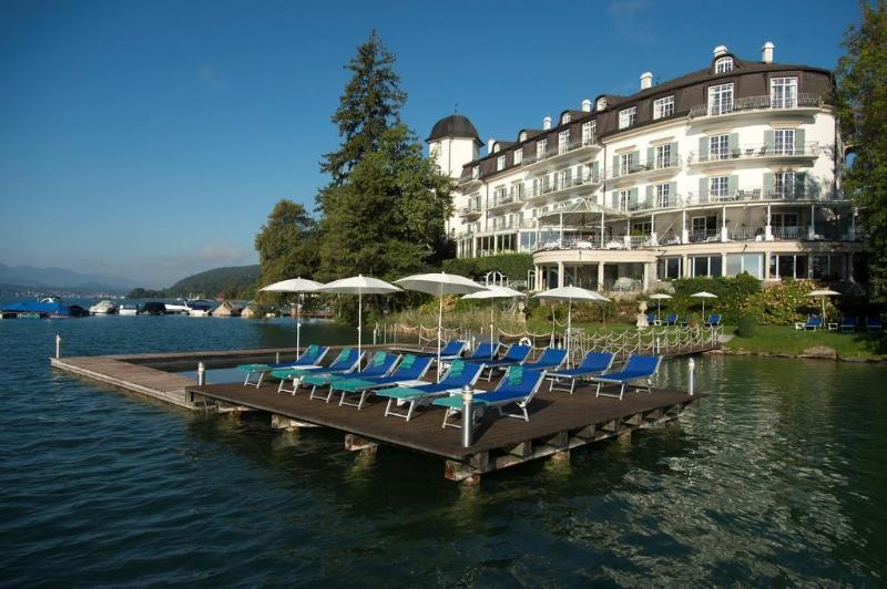 Hotel Schloss Seefels Portschach am Woerthersee Exterior photo